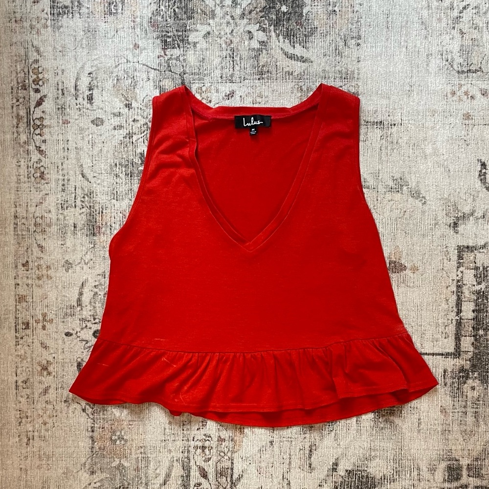 Red ruffle tank top #summer